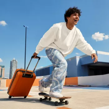 Minimalist Packing List: Carry-On Essentials + Capsule Wardrobe